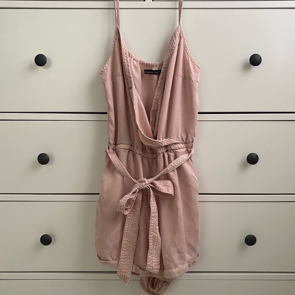 Abercrombie & Fitch Pants - Abercrombie & Fitch romper